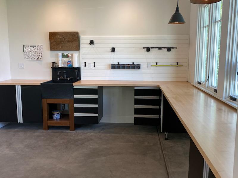 Black-ButcherBench-605de46e9ff34